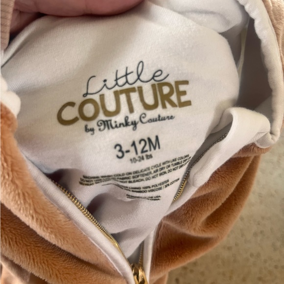 Minky Couture baked apple pie wearable blanket - Picture 4 of 5